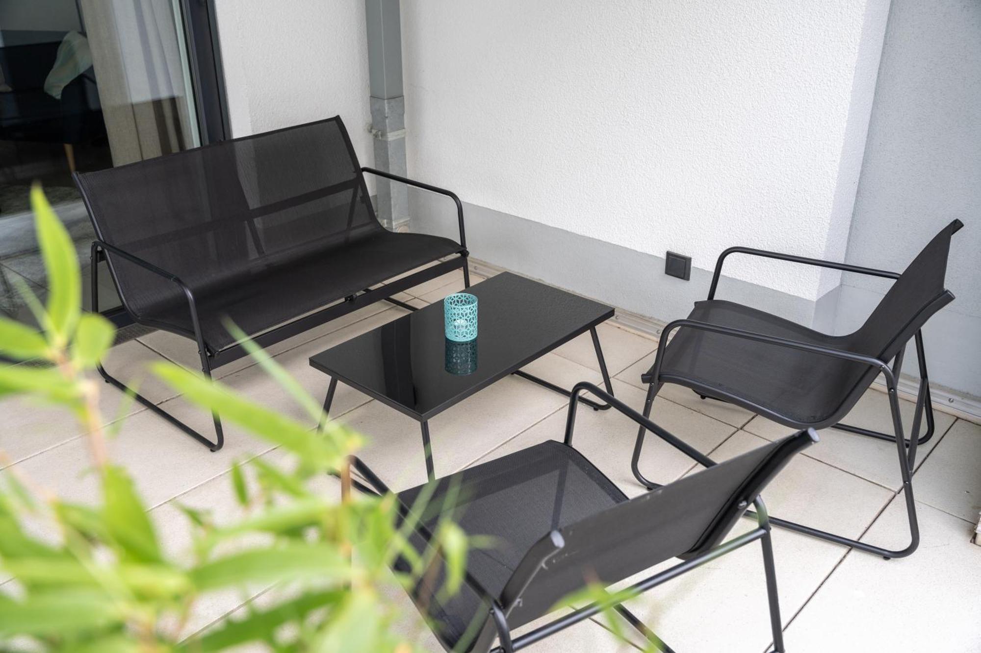 Zentral - Fuer 6 - 2X Frei Parken - Terrasse Appartement Gießen Buitenkant foto